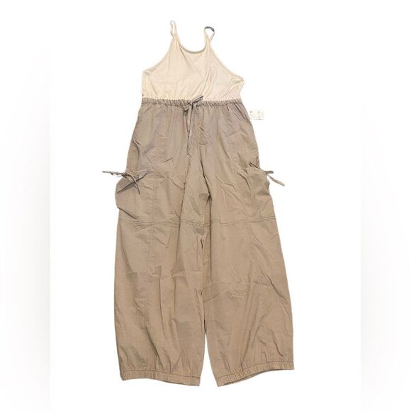 Free People Movement Back Packer Jumpsuit Muted Beige Size Med. NWT - Picture 3 of 11